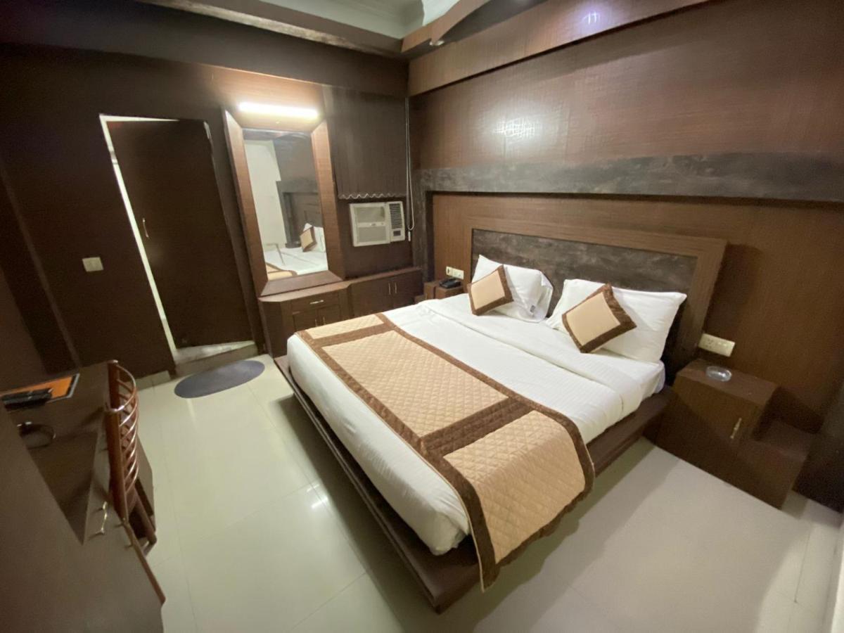 Airport Hotel Vishal Residency New Delhi Exteriör bild