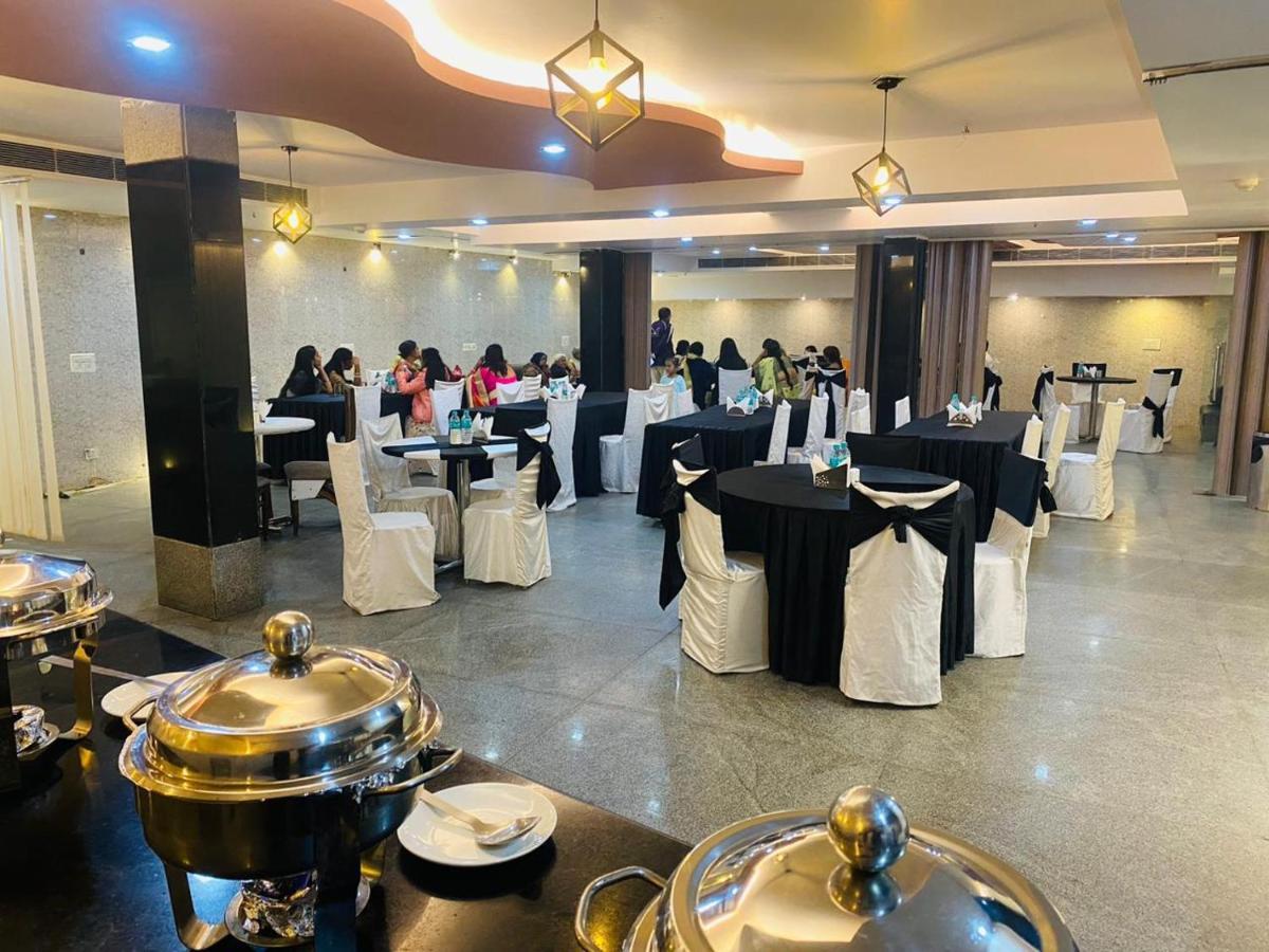 Airport Hotel Vishal Residency New Delhi Exteriör bild