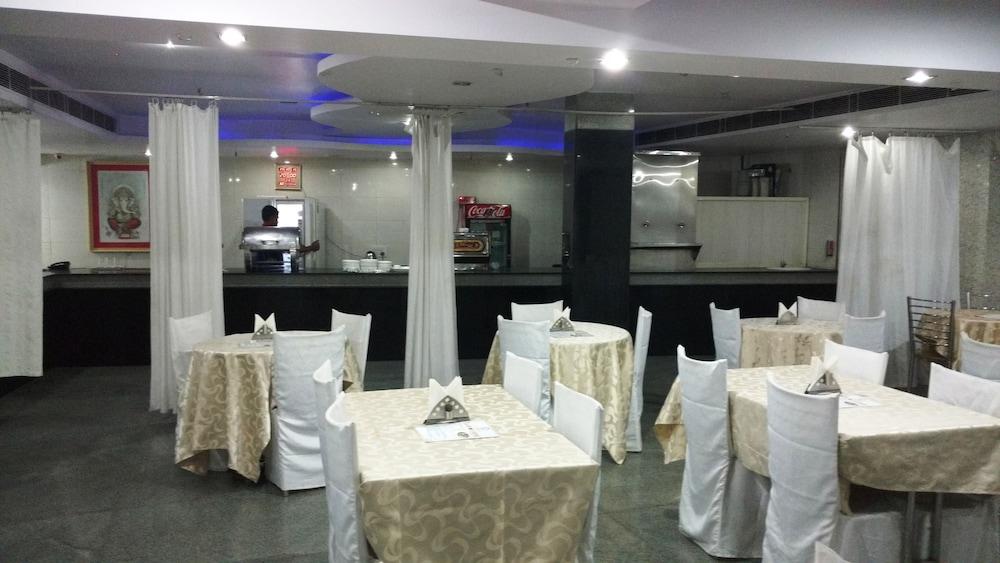 Airport Hotel Vishal Residency New Delhi Exteriör bild