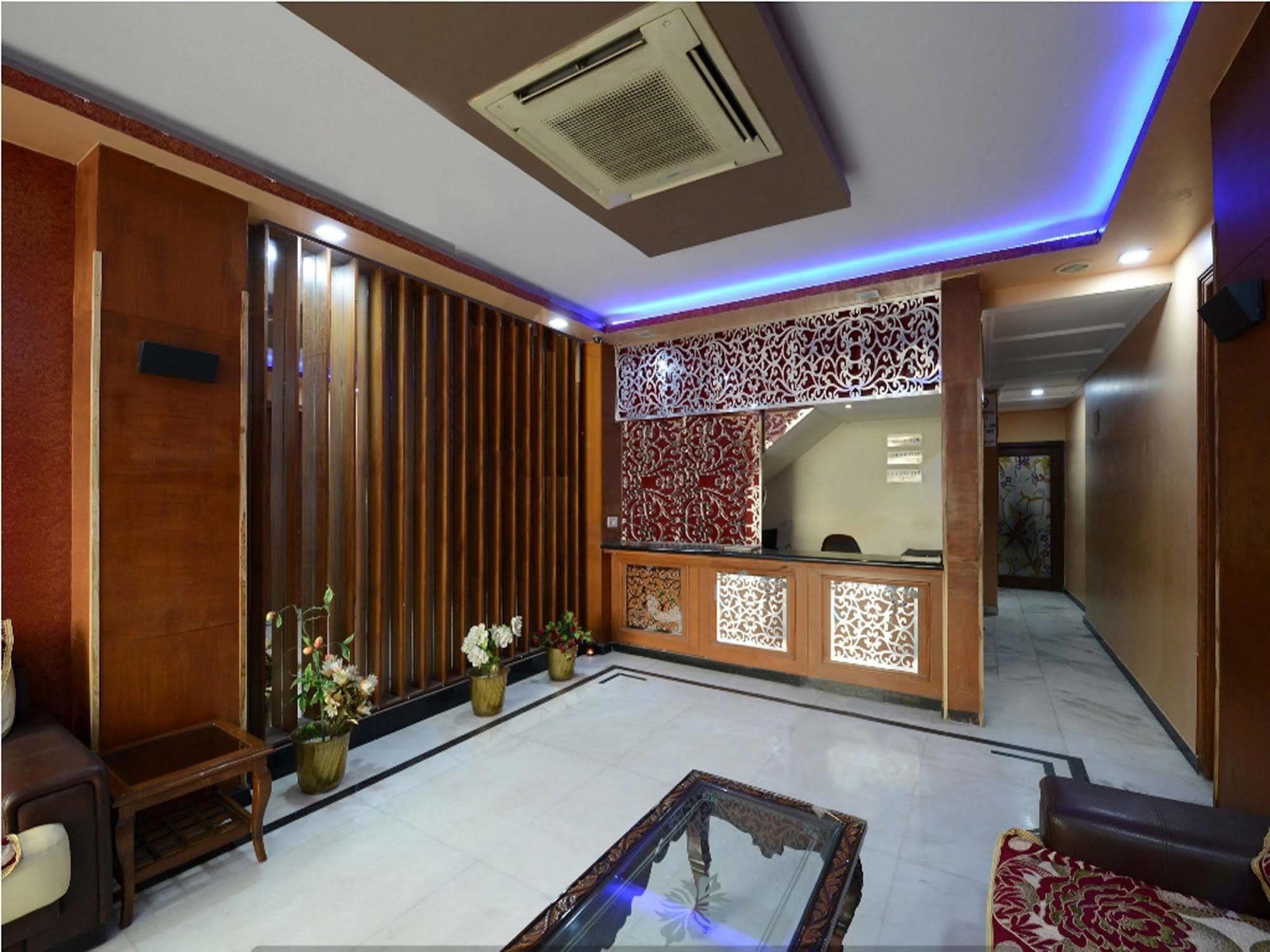 Airport Hotel Vishal Residency New Delhi Exteriör bild