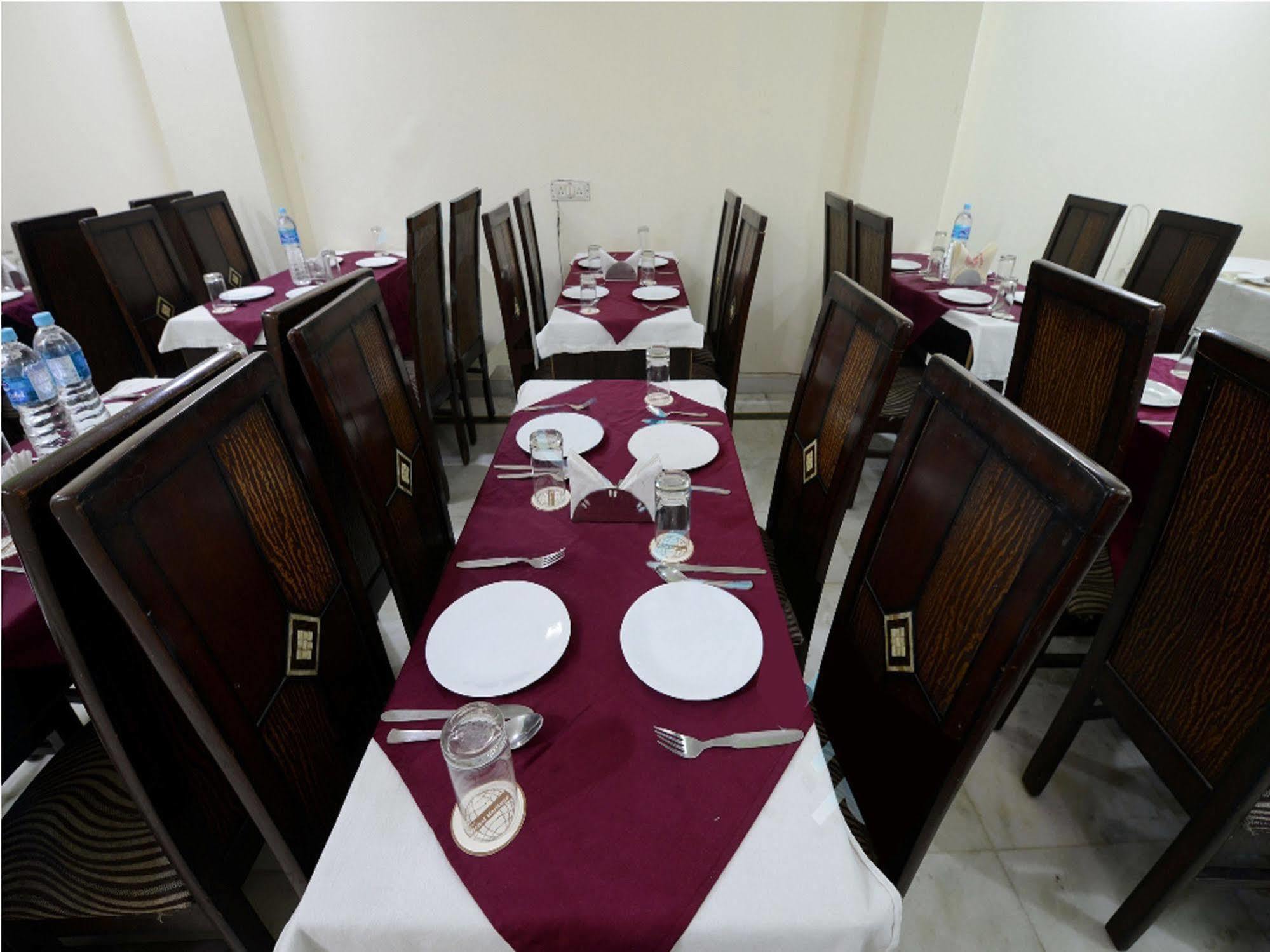 Airport Hotel Vishal Residency New Delhi Exteriör bild